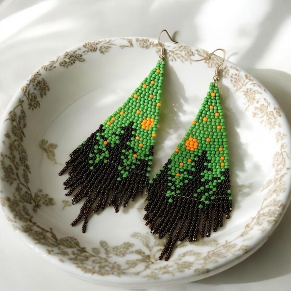 Amy Bee Jewelry Jewelry - The Great Spruce Forest Pattern Beaded Tassel Earrings. New.